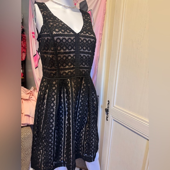 Ann Taylor LoFT crotchet eyelet style lined black midi length sleeveless dress - Picture 1 of 16